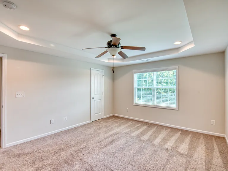 305 Webber Ln — Photo 14