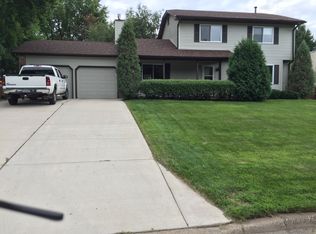 2790 Riviera Dr N, White Bear Lake, MN 55110
