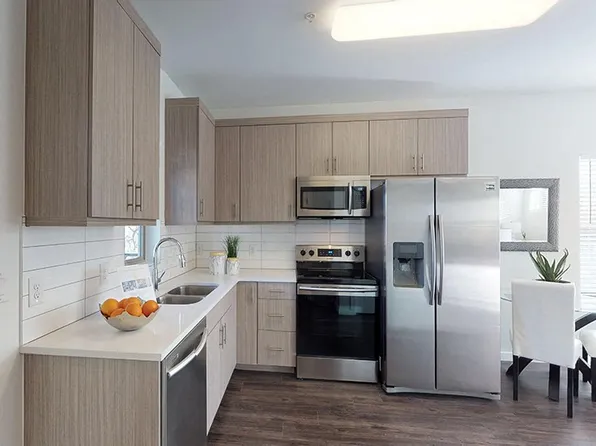 Meade Apartments, 1298 Meade St APT 302, Denver, CO 80204