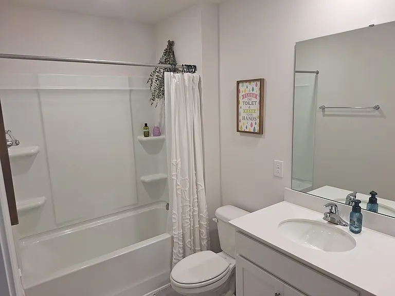 205 Dunham Rd — Photo 36