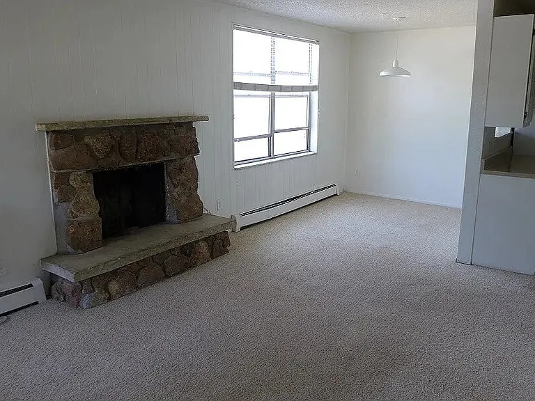 3030 Oneal Pkwy #M19 — Photo 2