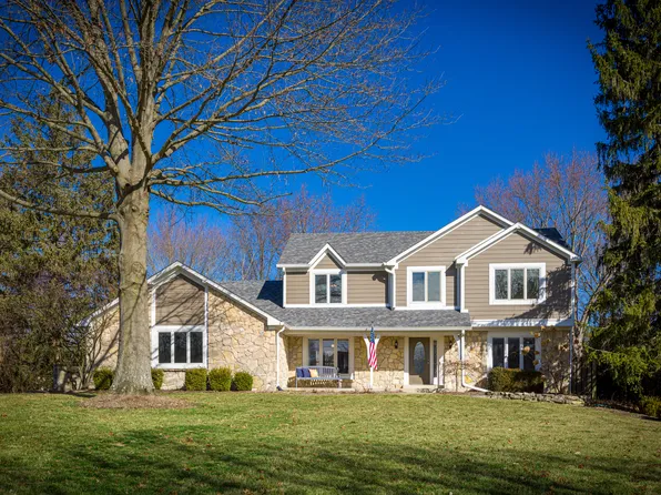 635 Sugarbush Dr, Zionsville, IN 46077