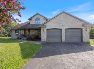 405 Linda Ln, Cloquet, MN 55720