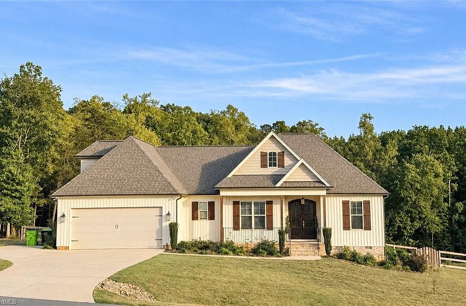 1st image of 8833 Belews Ridge Rd