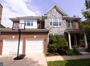 2051 Madrillon Rd, Vienna, VA 22182