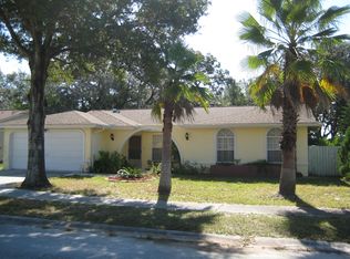 8008 Royal Hart Dr, New Port Richey, FL 34653