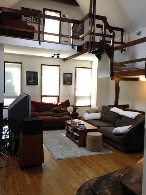 1st image of 2321 N Southport Ave #2FF
