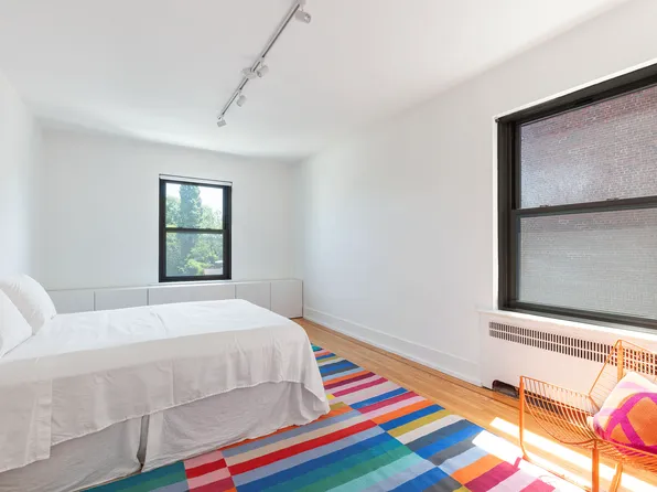 76-66 Austin Street image 9 of 26