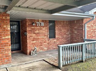 7178 Terrell St, Groves, TX 77619