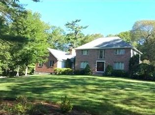 380 Country Hill Dr, Dighton, MA 02715