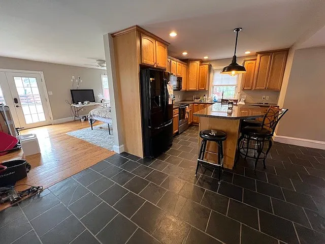 2477 Walnut St — Photo 4