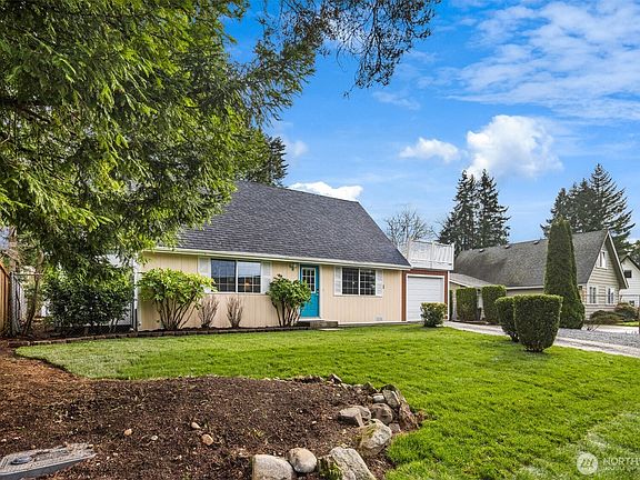 3rd image of 13308 125th Avenue NE