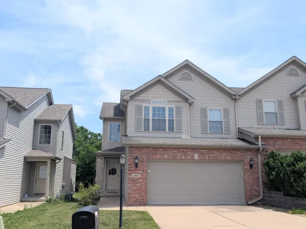 10012 N Brompton Ct, Peoria, IL 61615