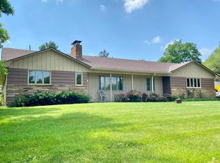208S S Munn Ave, Maryville, MO 64468