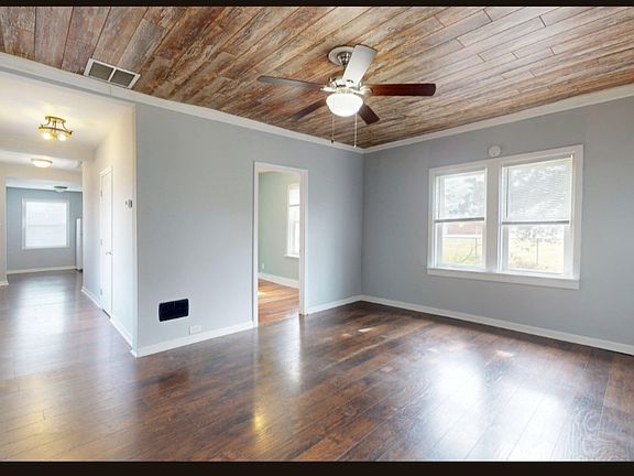 5th image of 654 Cincinnati Ave