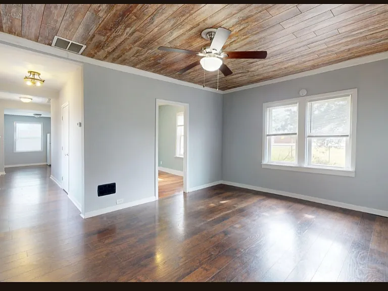 654 Cincinnati Ave — Photo 5