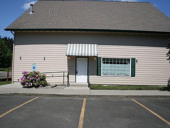 5th image of 927 W Railroad Ave