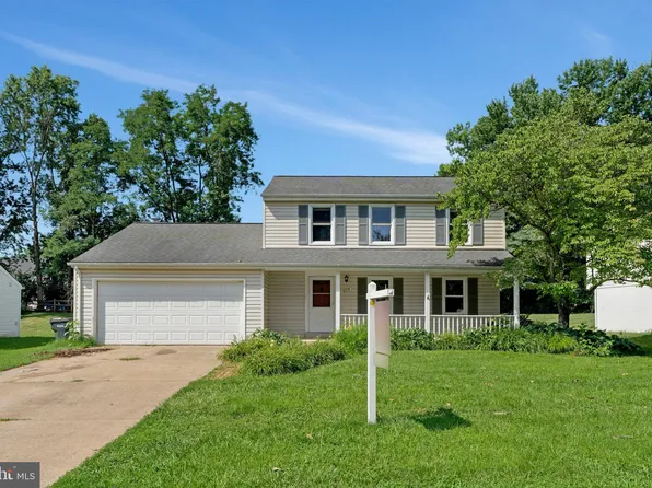 6218 Hidden Canyon Rd, Centreville, VA 20120