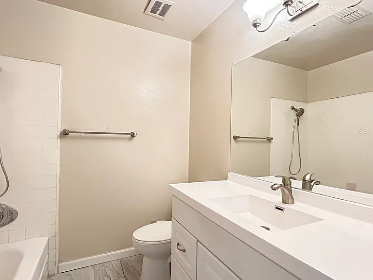 665 E Olive Ave #4 — Photo 14
