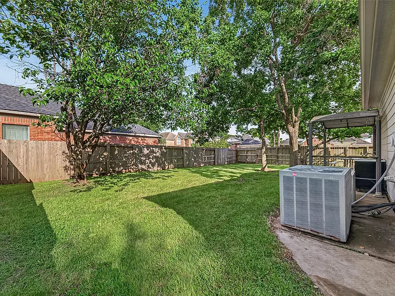 14402 Barker Pelican Ct — Photo 46