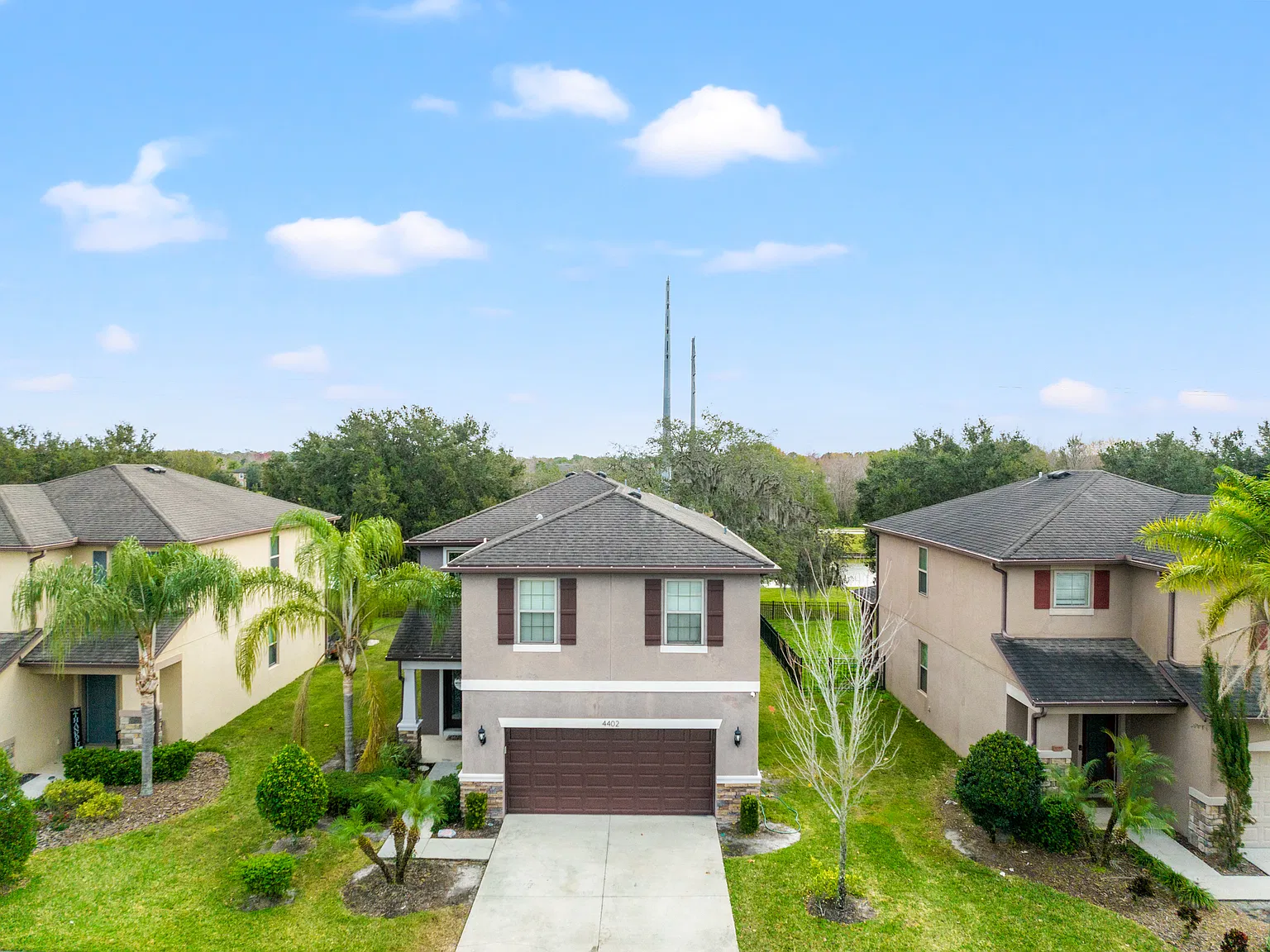 4 bed, 2.5 bath, 2443 sqft, $2,500 — Photo 1