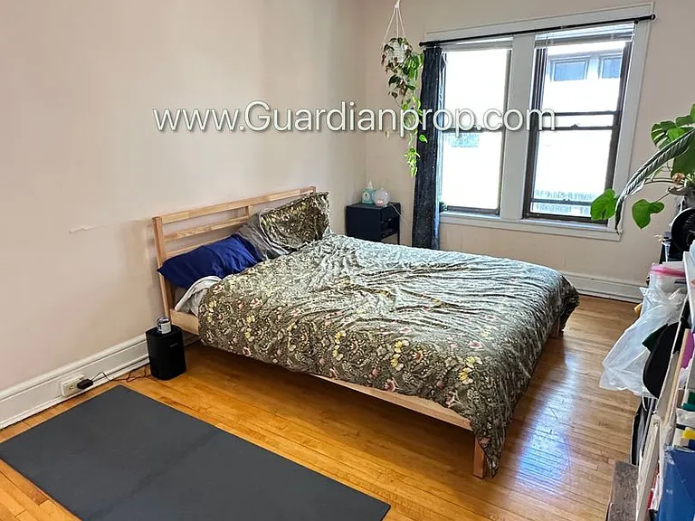 2876 Humboldt Ave S #202 — Photo 19