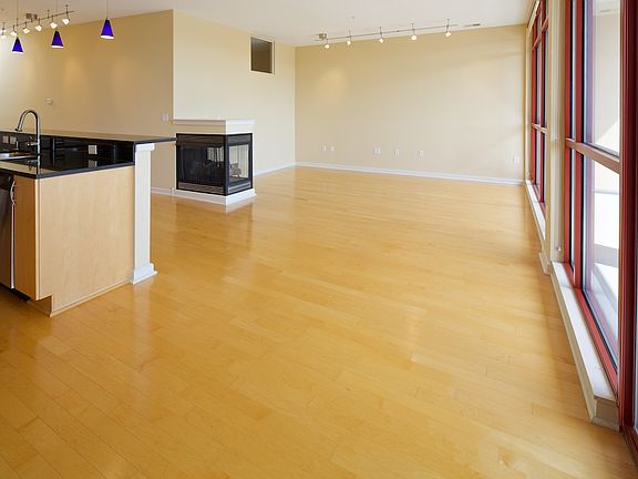 4th image of 1300 Northwest Blvd APT 405