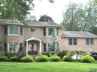 22 Maplewood Rd, Closter, NJ 07624