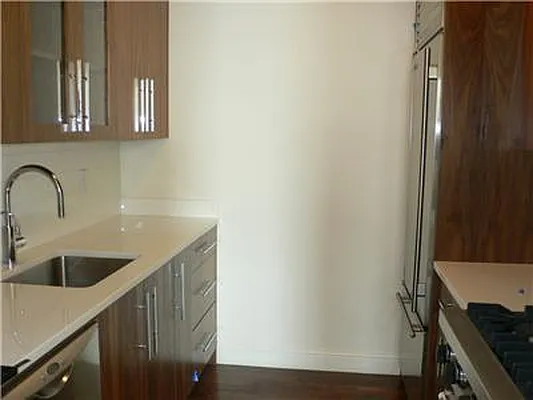 Rented by Living New York | media 11