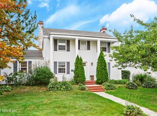 7 W Crossway, Old Greenwich, CT 06870