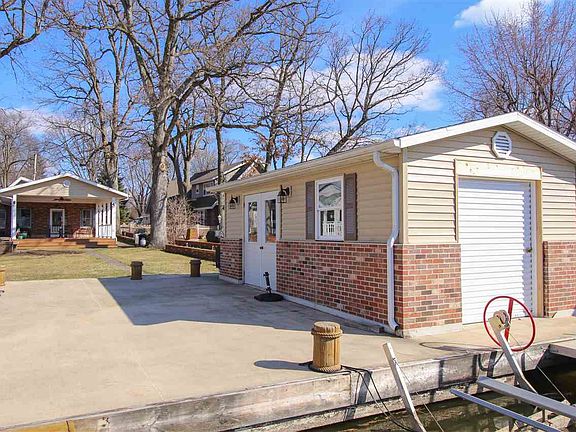 4th image of 12216 N Upper Lakeshore Dr