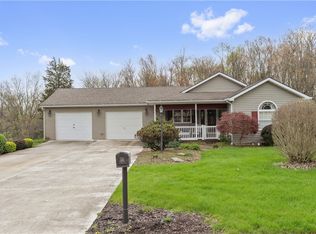 130 Coralberry Dr, Beaver Falls, PA 15010