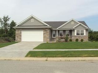 7418 Clark Rd, Merrillville, IN 46410