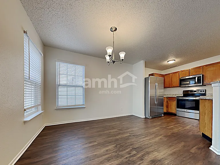 13378 Allegiance Dr — Photo 4