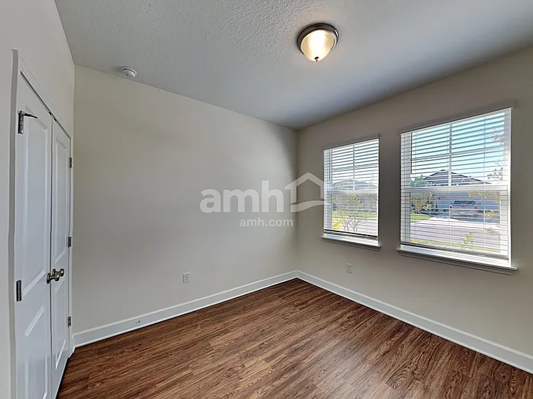 4708 Windy Hammock Way — Photo 13