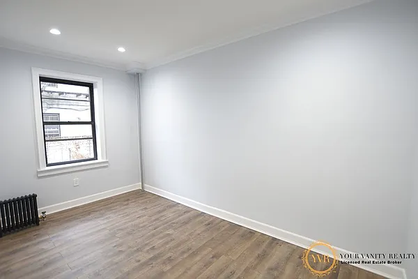 Rented by Your Vanity Realty | media 31