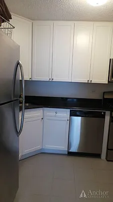 Rented by Anchor Associates | media 4