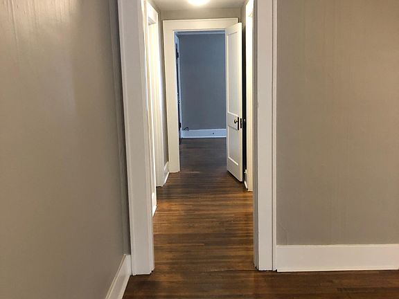 5th image of 396 N Highland Ave