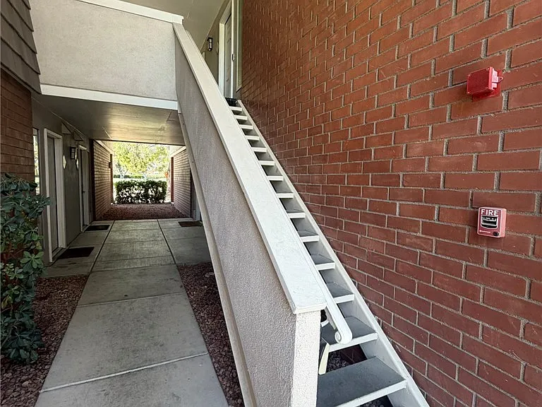 650 Oakmont Ave #2113 — Photo 19
