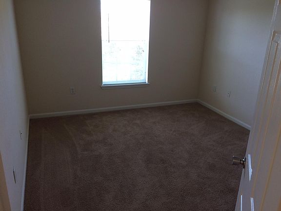 5th image of 10205 Sandywood Dr