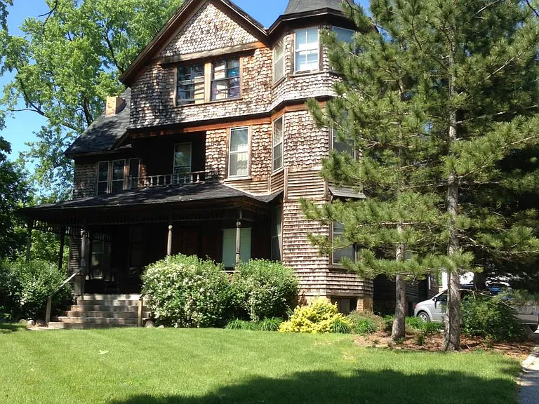 802 Grand Ave #7 — Photo 1
