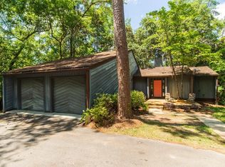 2308 Riverhill Dr, Valdosta, GA 31602