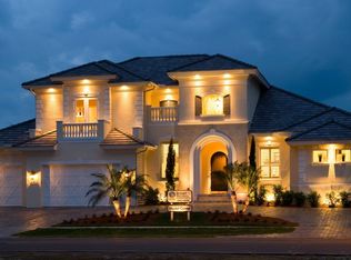 553 Tigertail Ct, Marco Island, FL 34145