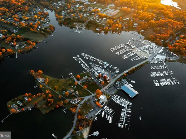 3725 Ramsey Dr, Edgewater, MD 21037