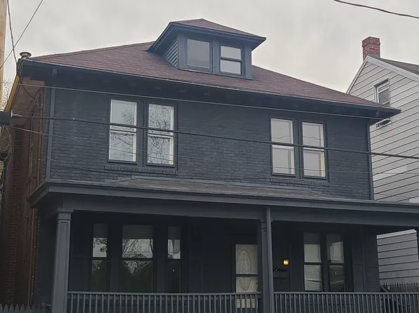 703 W Race St, Pottsville, PA 17901