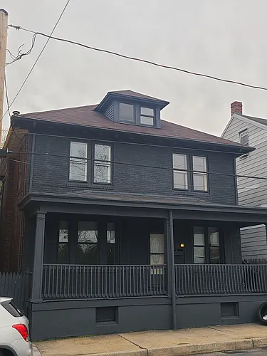 703 W Race St Photo 1