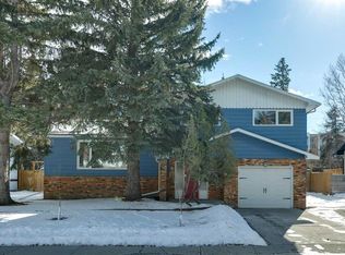 4023 N Varmoor Rd NW, Calgary, AB T3A 0B1