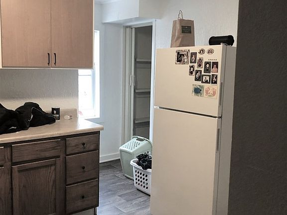 4th image of 1724 Charles St