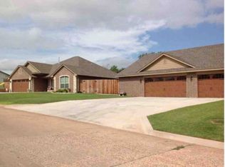 623 Ridgecrest St, Woodward, OK 73801