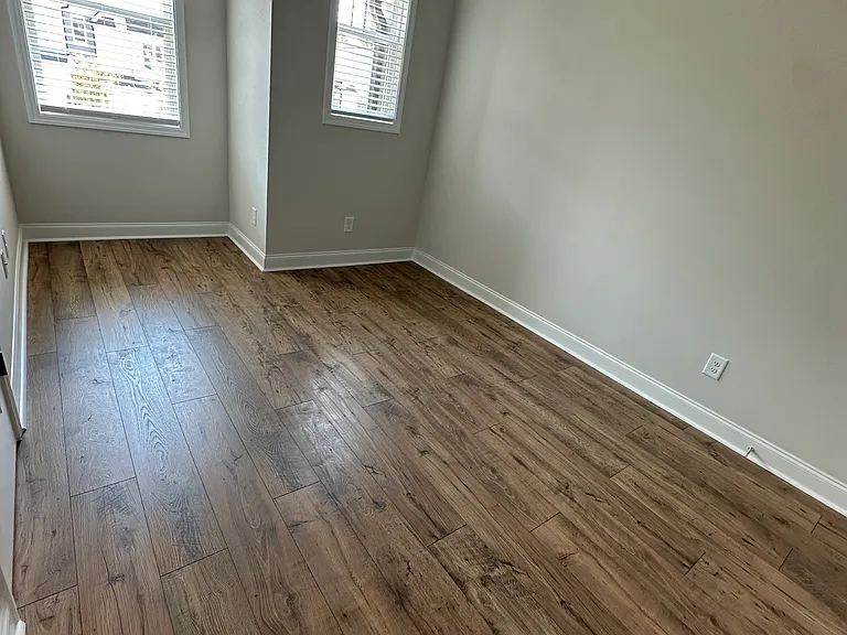 Third Bedroom. Nook is perfect for desk or sitting area.